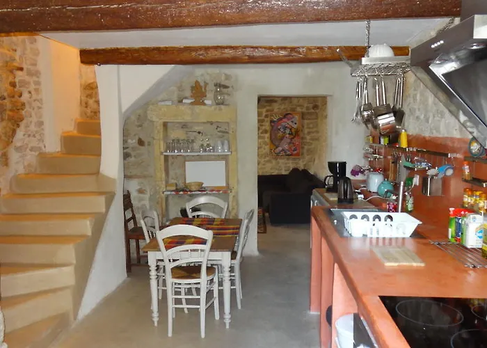Appartement Avec Patio,2 Chambres,Patangarles