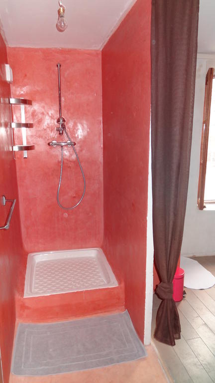 Avec Patio,2 Chambres,patangarles