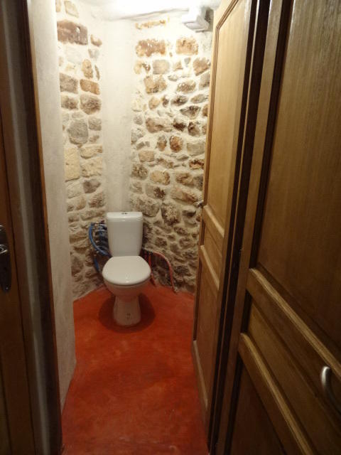 Avec Patio,2 Chambres,patangarles Arles